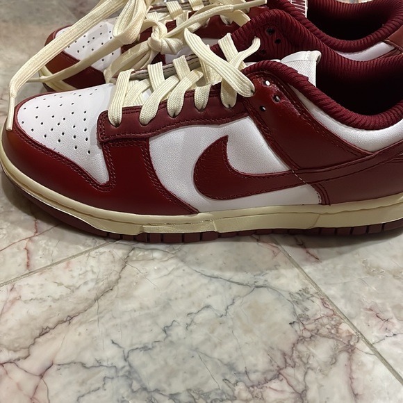 Nike women dunk low PRM fj4555-100 new team red /coconut - Picture 5 of 9